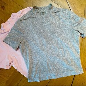 2 pack Kitsilano tshirt grey and pink XS and XXS excellent condition